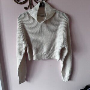 Aritzia Cream Turtleneck Sweater Size 2XS